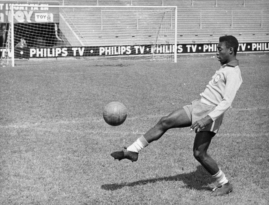 Pelé đã truyền cảm hứng cho nhiều thế hệ tiền đạo trẻ tại São Paulo FC